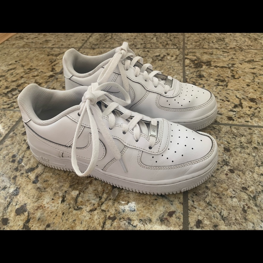 White Nike Air Force 1’s
